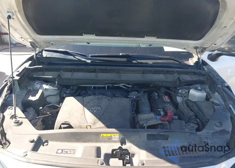 2021 Toyota Highlander Xse z USA, uszkodzony, nr VIN 5TDLZRBH4MS122275